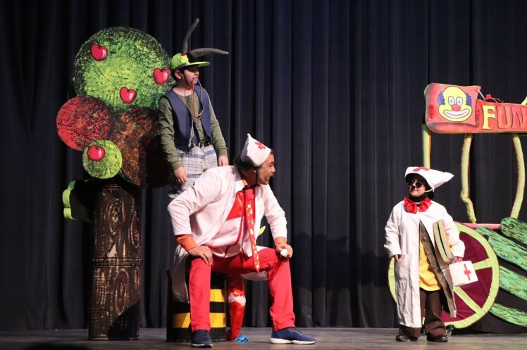 گزارش تاتر 2